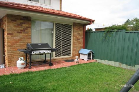 Property photo of 2/26 George Street Dudley NSW 2290