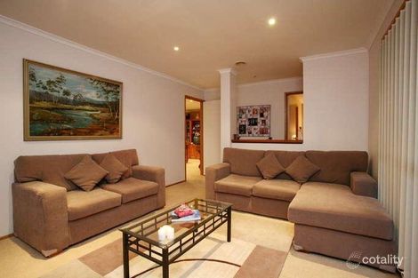 Property photo of 27 Warrawong Drive Berwick VIC 3806