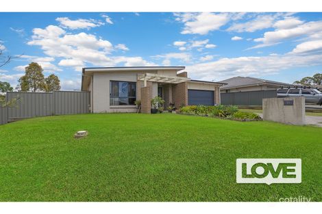 Property photo of 16 Zinfandel Circuit Cessnock NSW 2325