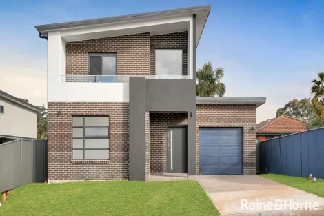 Property photo of 1 Kelburn Place Airds NSW 2560