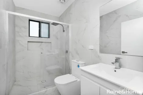 Property photo of 1 Kelburn Place Airds NSW 2560