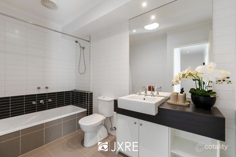Property photo of 28 Botanic Drive Clayton South VIC 3169