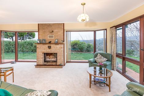 Property photo of 19 Pindari Crescent Karabar NSW 2620