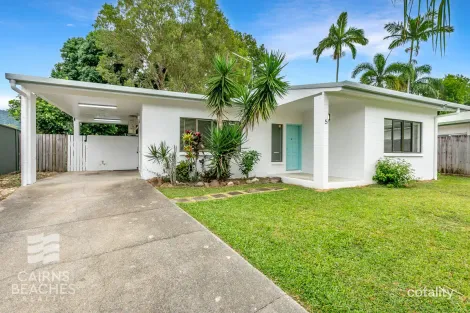 5 Newport Cl, Kewarra Beach, QLD 4879