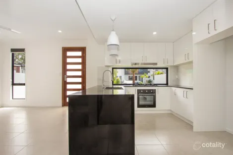Property photo of 9 Hervey Chase Maroochydore QLD 4558