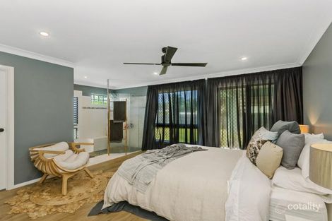 Property photo of 1 Luke Court Bushland Beach QLD 4818