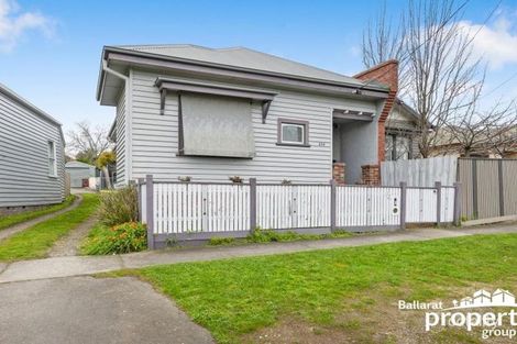 214 Doveton Cres, Soldiers Hill, VIC 3350