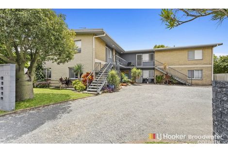 2/13 Central St, Labrador, QLD 4215