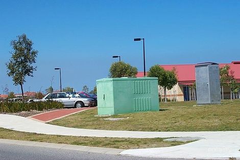 1 Endeavour Dr, Port Kennedy, WA 6172