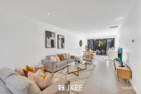 Property photo of 28 Botanic Drive Clayton South VIC 3169