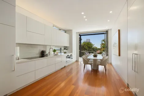 Property photo of 10 Parkview Road Fairlight NSW 2094