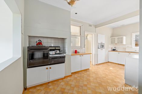 Property photo of 1 Robertson Street Preston VIC 3072