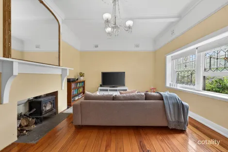 Property photo of 46 Carpenter Street Quarry Hill VIC 3550