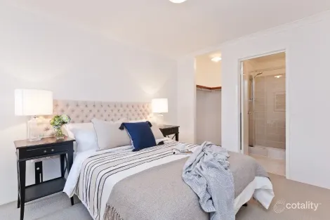 Property photo of 11 Yellowstone Grove Success WA 6164