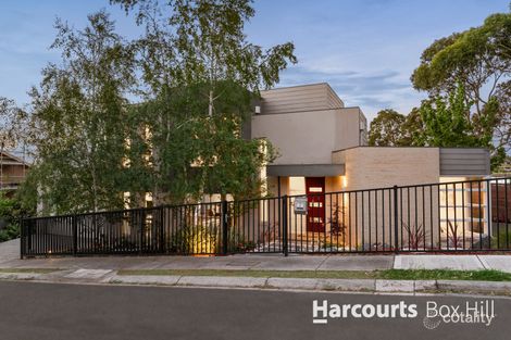 Property photo of 2 Iskandar Place Doncaster VIC 3108