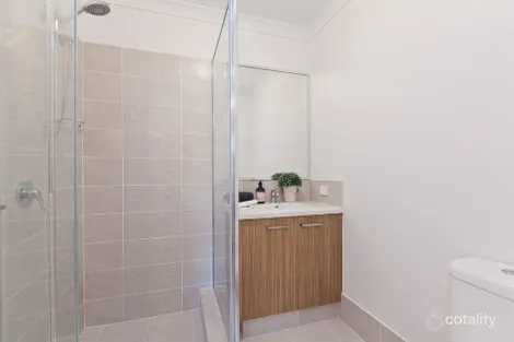 Property photo of 11 Yellowstone Grove Success WA 6164