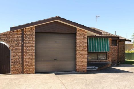 2/5 Cornwall Ave, Gorokan, NSW 2263