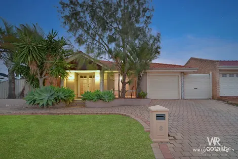 Property photo of 2 Muiron Close Ridgewood WA 6030