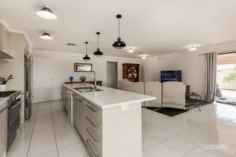 Property photo of 15 Albatross Street Wallaroo SA 5556