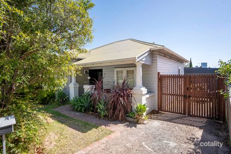 Property photo of 14 Holbrook Crescent Brunswick West VIC 3055