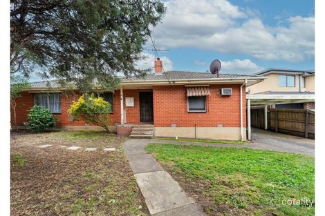 2 BOORT ST, DALLAS, VIC 3047