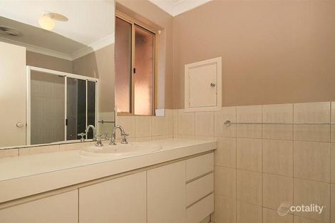 Property photo of 5 Helsall Court Sorrento WA 6020