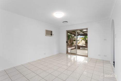 Property photo of 6 Linthaven Drive Rothwell QLD 4022