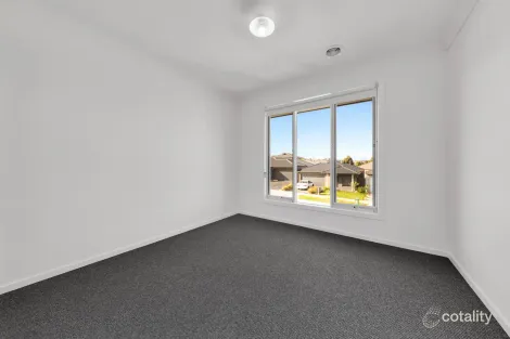 Property photo of 6 Twynam Road Clyde North VIC 3978