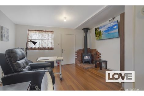 Property photo of 4 Park Street Teralba NSW 2284