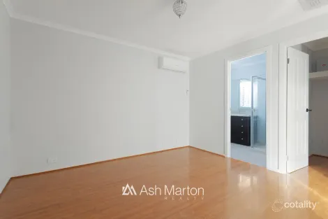 Property photo of 32 McDonald Street Skye VIC 3977