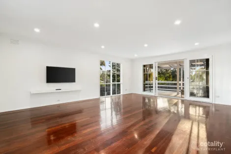 Property photo of 13 Edwin Road Templestowe VIC 3106