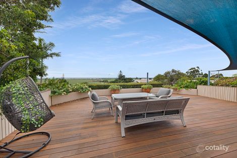 Property photo of 12 Heathwood Crescent Qunaba QLD 4670