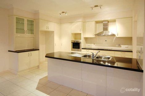 Property photo of 36 Christopher Place Sinnamon Park QLD 4073