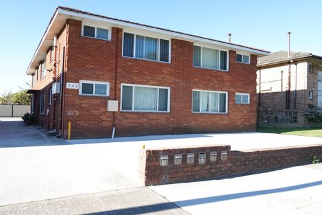 2/243 The Horsley Dr, Fairfield East, NSW 2165