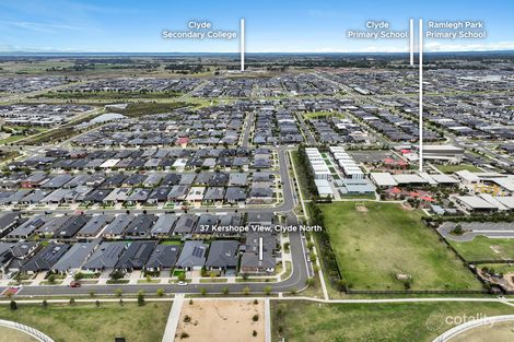 37 Kershope View, Clyde North, VIC 3978