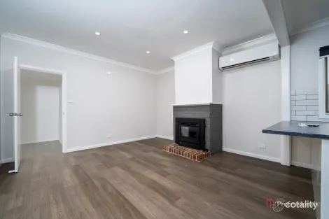 Property photo of 54 Kentucky Street Armidale NSW 2350