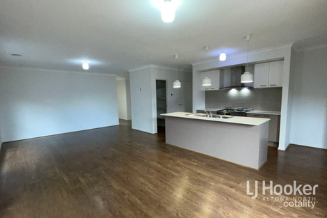 Property photo of 3 Aberfeldy Grove Wollert VIC 3750