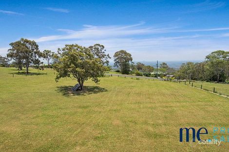 Property photo of 34 Jinibara Court Ocean View QLD 4521