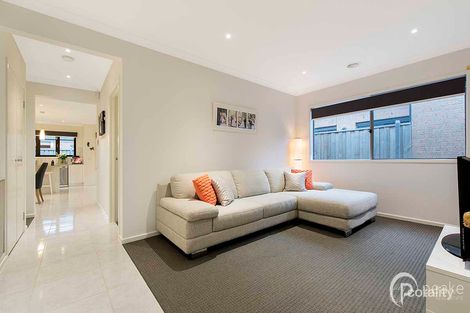 Property photo of 15 Brightstone Drive Clyde North VIC 3978