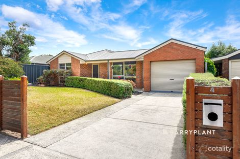 4 Howey Rd, Pakenham, VIC 3810