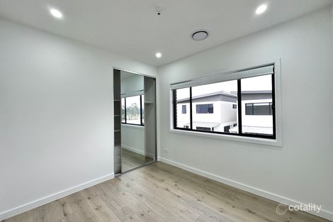 Property photo of 36 Wanda Circuit Colebee NSW 2761