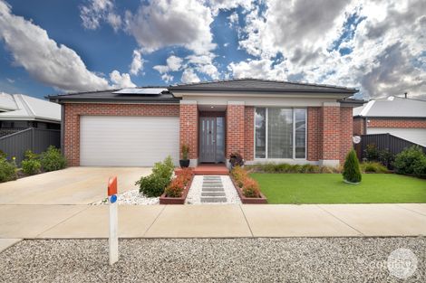 80 Grainger Pde, Lucas, VIC 3350