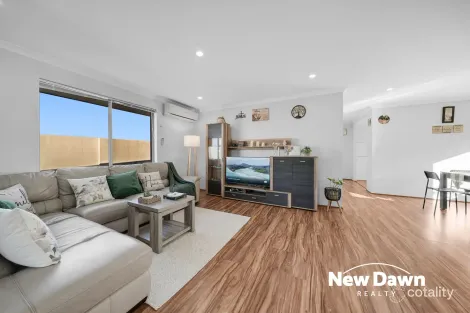 33 Greenslade Cres, Ellenbrook, WA 6069