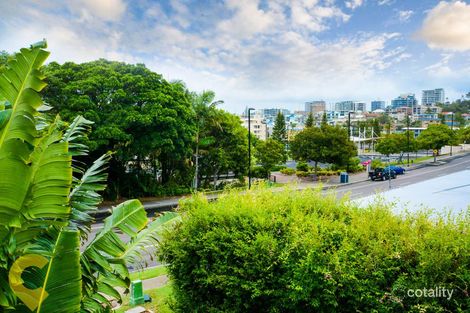 2/33a Burgess St, Kings Beach, QLD 4551