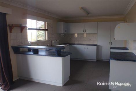 Property photo of 75 Beak Street New Auckland QLD 4680