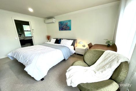Property photo of 18 Silver Ash Way Thornleigh NSW 2120