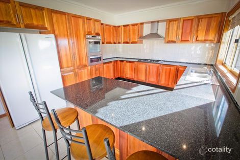 Property photo of 81 Harraden Drive West Hoxton NSW 2171