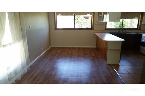 Property photo of 10 The Esplanade Colac VIC 3250
