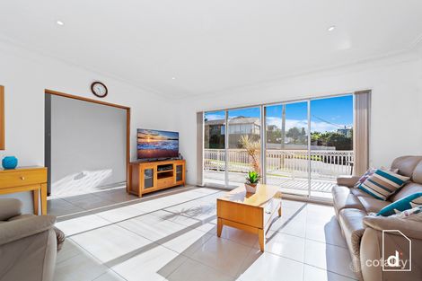 Property photo of 52 The Avenue Corrimal NSW 2518