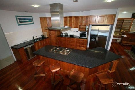 Property photo of 1 Marlin Court Banksia Beach QLD 4507